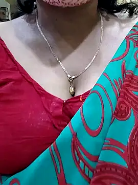 Snapshot of mallu-sumi chatting on March 2025 01:29:01 PM mallu-sumi online show from March 2025 01:29:01 PM