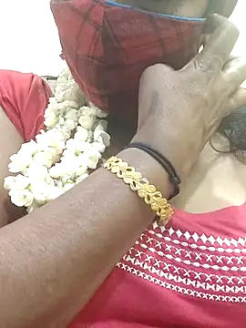 Snapshot of mallu-sumi chatting on March 2025 04:01:02 PM mallu-sumi online show from March 2025 04:01:02 PM