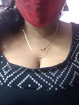 Snapshot of mallu-sumi chatting on October 2025 10:39:02 AM mallu-sumi online show from October 2025 10:39:02 AM