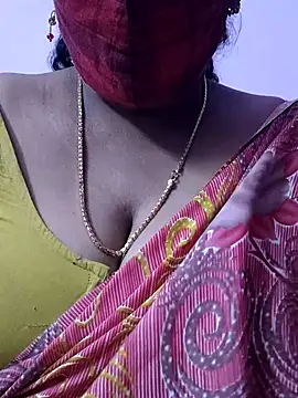 Snapshot of mallu-sumi chatting on November 2025 11:54:01 AM mallu-sumi online show from November 2025 11:54:01 AM