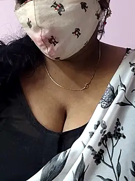 Snapshot of mallu-sumi chatting on November 2025 05:07:02 AM mallu-sumi online show from November 2025 05:07:02 AM