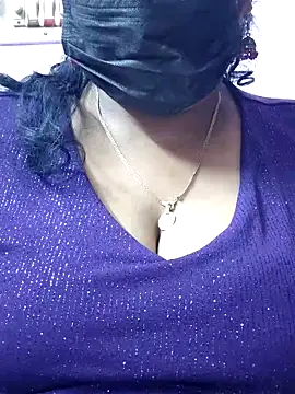 Snapshot of mallu-sumi chatting on March 2026 06:02:02 PM mallu-sumi online show from March 2026 06:02:02 PM