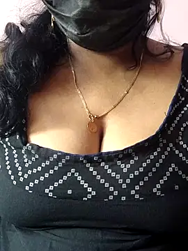 Snapshot of mallu-sumi chatting on April 2026 06:19:01 AM mallu-sumi online show from April 2026 06:19:01 AM