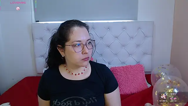 May Carlier online show from February 2026 05:43:01 PM