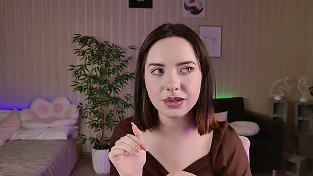 Lazzy Lizzy online show from January 2025 06:27:02 PM