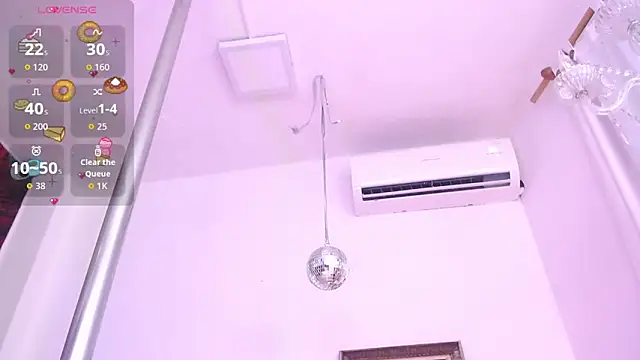 JadeSoleile online show from October 2025 12:02:01 PM