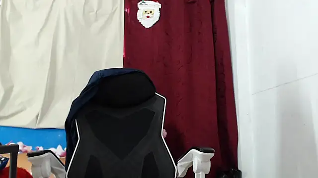 Aranza-Queen online show from December 2024 04:38:01 PM