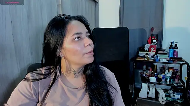 Snapshot of Mabelydani chatting on May 2026 11:02:02 PM Mabelydani online show from May 2026 11:02:02 PM