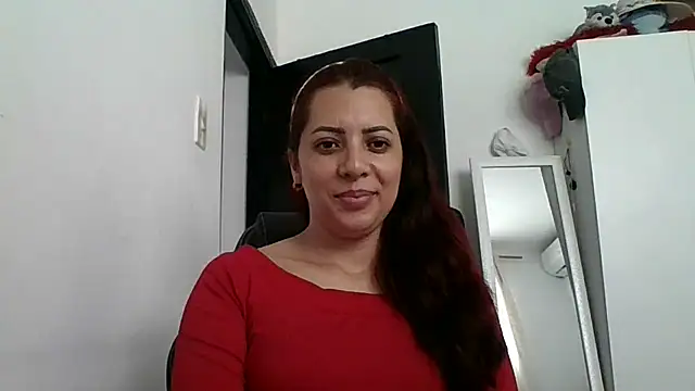 Anne kis online show from February 2025 05:51:02 PM
