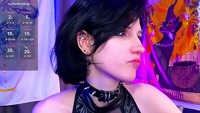 Snapshot of dark_vamp_ chatting on December 2024 03:33:02 AM dark vamp  online show from December 2024 03:33:02 AM