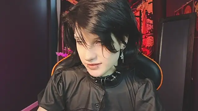 Snapshot of dark_vamp_ chatting on January 2025 12:17:01 PM dark vamp  online show from January 2025 12:17:01 PM