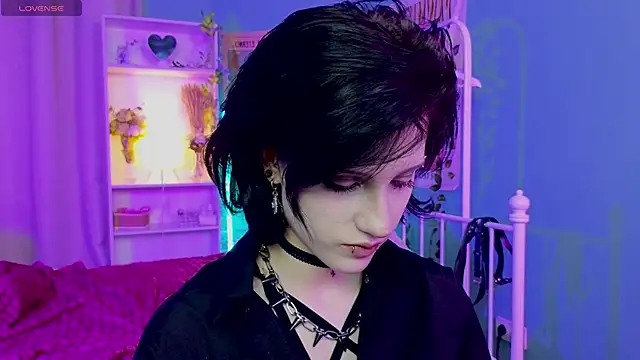 Snapshot of dark_vamp_ chatting on January 2025 11:58:02 AM dark vamp  online show from January 2025 11:58:02 AM