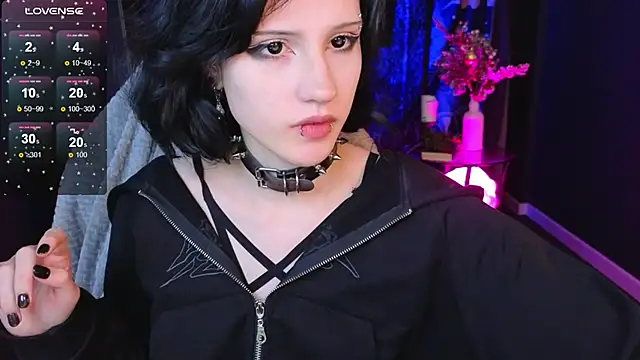 Snapshot of dark_vamp_ chatting on January 2025 12:39:02 AM dark vamp  online show from January 2025 12:39:02 AM