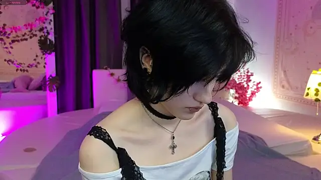 Snapshot of dark_vamp_ chatting on February 2025 10:52:01 AM dark vamp  online show from February 2025 10:52:01 AM