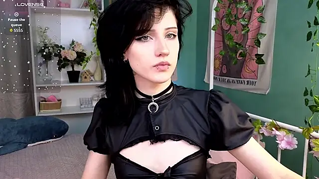 Snapshot of dark_vamp_ chatting on October 2025 05:03:01 PM dark vamp  online show from October 2025 05:03:01 PM