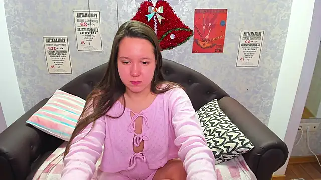 Mira Karter online show from December 2024 04:31:02 AM