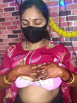 PeaCoooock online show from February 2026 04:37:02 PM