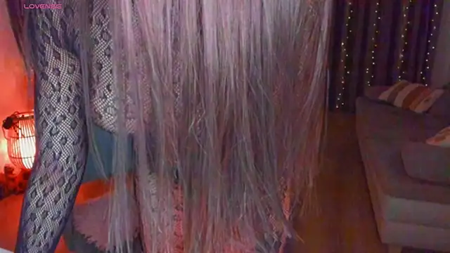 Miss A online show from November 2025 02:02:02 AM