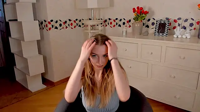 Snapshot of BreckAngwin chatting on February 2025 02:49:01 PM BreckAngwin online show from February 2025 02:49:01 PM