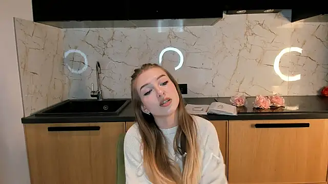 Snapshot of BreckAngwin chatting on February 2025 08:33:01 AM BreckAngwin online show from February 2025 08:33:01 AM