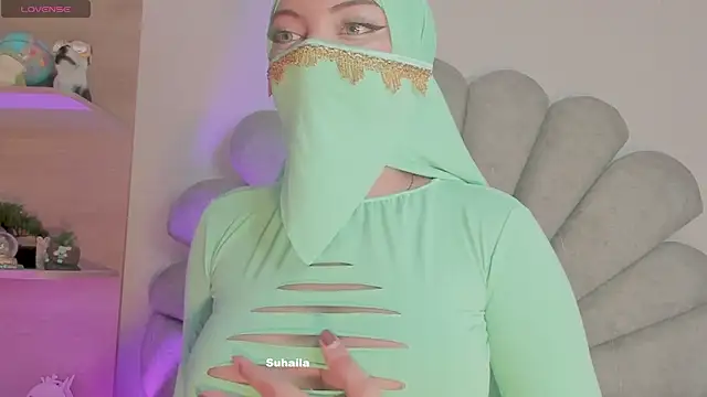 Snapshot of Amaltea chatting on February 2025 05:05:02 PM Amaltea online show from February 2025 05:05:02 PM