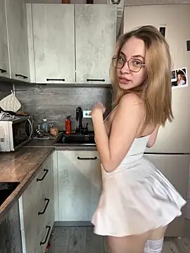 Snapshot of Kitty_Katrine chatting on February 2026 11:16:01 AM Kitty Katrine online show from February 2026 11:16:01 AM