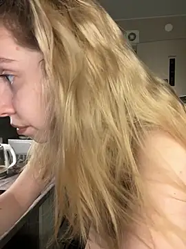 Snapshot of Kitty_Katrine chatting on February 2026 01:59:01 PM Kitty Katrine online show from February 2026 01:59:01 PM