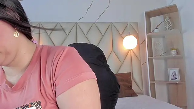 angelswets online show from November 2025 01:58:01 PM