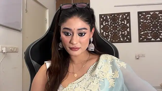 Snapshot of GoddessAnna chatting on November 2025 06:30:01 PM GoddessAnna online show from November 2025 06:30:01 PM