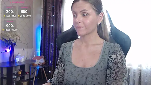 JessieOMays online show from July 2026 12:55:01 PM