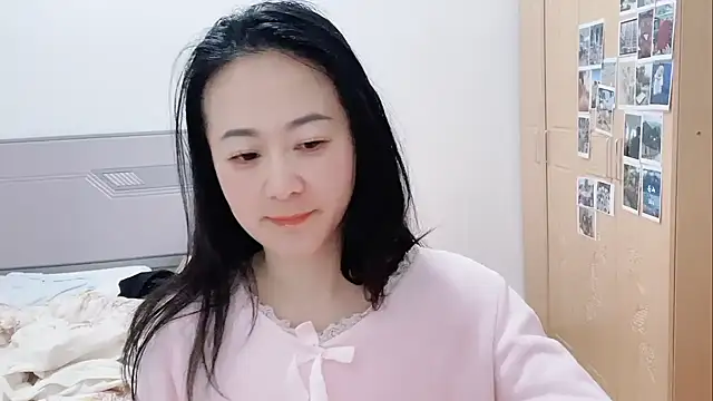 fanfan-FF online show from February 2025 10:00:01 PM