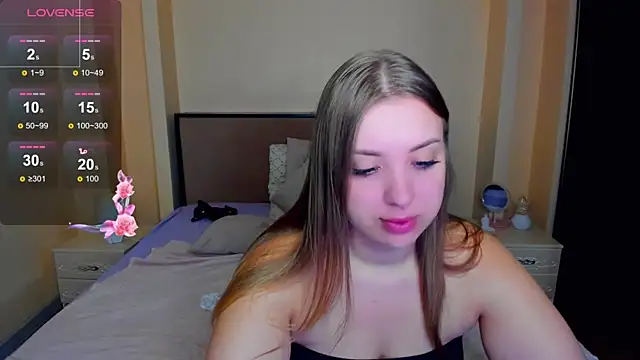 Snapshot of AlexissM chatting on June 2026 03:46:02 PM AlexissM online show from June 2026 03:46:02 PM