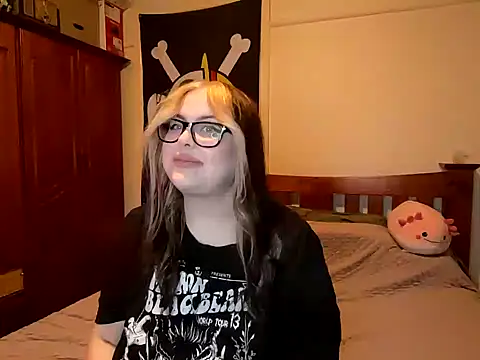 Snapshot of ChubbyBubs chatting on January 2025 10:51:01 AM ChubbyBubs online show from January 2025 10:51:01 AM