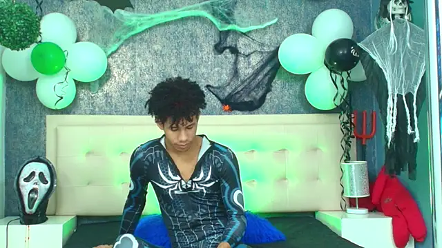 Snapshot of Erick_Zhimerman chatting on October 2025 04:03:02 AM Erick Zhimerman online show from October 2025 04:03:02 AM