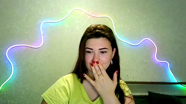 Snapshot of SeductiveTati chatting on October 2025 11:04:01 PM SeductiveTati online show from October 2025 11:04:01 PM