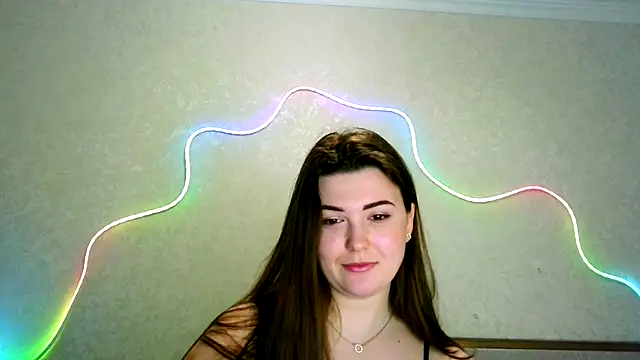 Snapshot of SeductiveTati chatting on November 2025 12:57:01 AM SeductiveTati online show from November 2025 12:57:01 AM