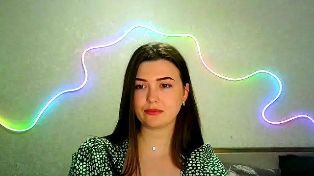 Snapshot of SeductiveTati chatting on April 2026 09:52:01 PM SeductiveTati online show from April 2026 09:52:01 PM