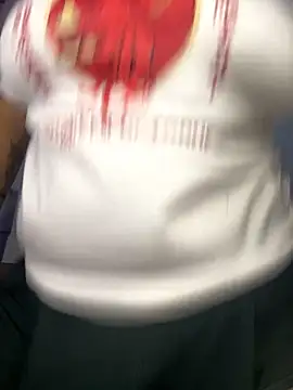 Snapshot of CinnamonCookiez chatting on October 2025 03:48:01 AM CinnamonCookiez online show from October 2025 03:48:01 AM