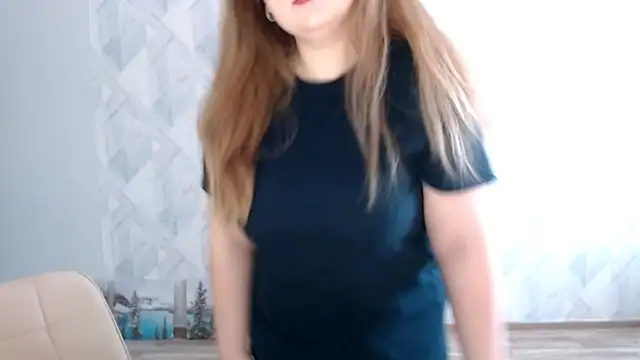 Snapshot of Melina_Hot9 chatting on November 2025 09:22:02 AM Melina Hot9 online show from November 2025 09:22:02 AM