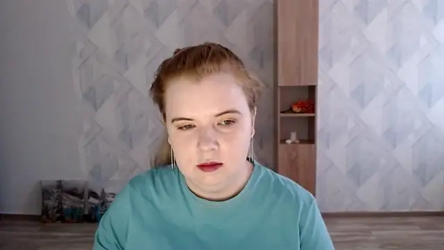 Snapshot of Melina_Hot9 chatting on November 2025 07:55:02 AM Melina Hot9 online show from November 2025 07:55:02 AM