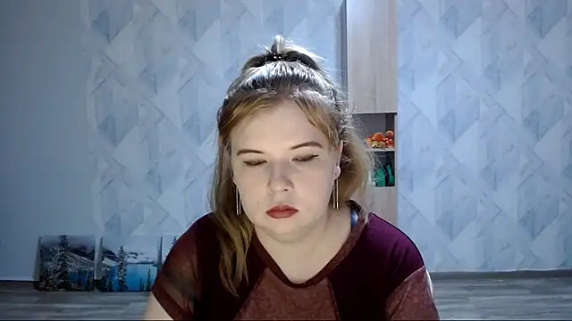 Snapshot of Melina_Hot9 chatting on November 2025 08:09:01 PM Melina Hot9 online show from November 2025 08:09:01 PM