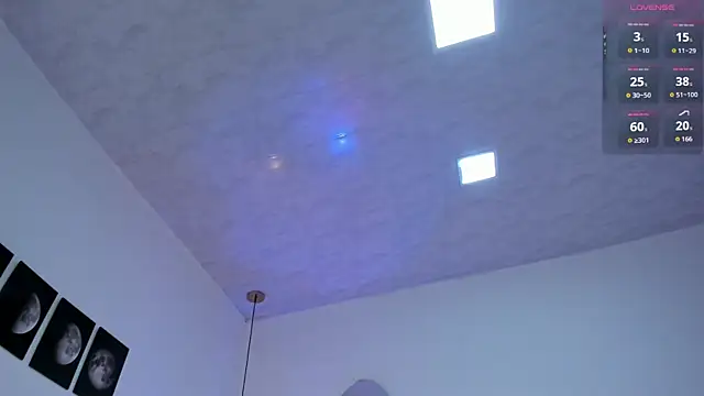 zoe rivers online show from October 2025 12:53:01 AM