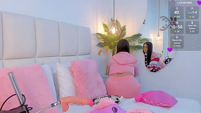 zoe rivers online show from December 2025 12:29:01 AM