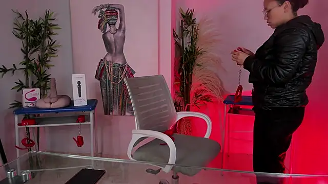 lilith-deveraux online show from February 2025 12:17:02 PM