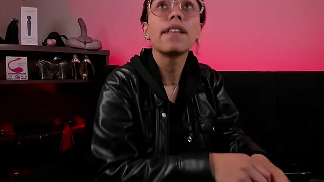 lilith-deveraux online show from February 2025 12:28:01 PM