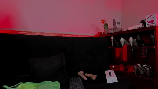 lilith-deveraux online show from March 2025 01:21:01 PM