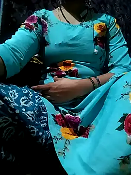 Snapshot of gunjan22 chatting on December 2024 02:41:02 PM gunjan22 online show from December 2024 02:41:02 PM