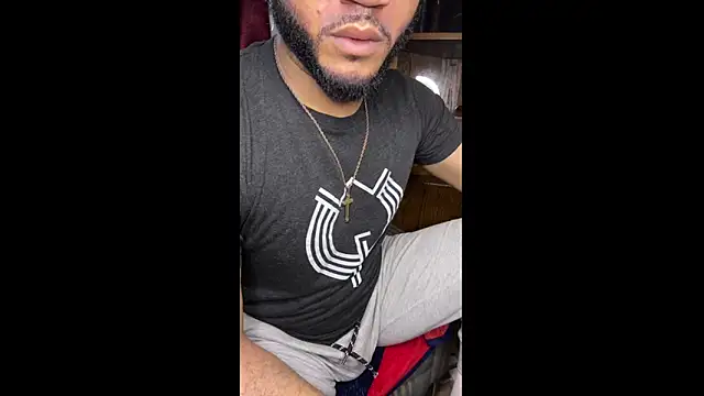 Snapshot of KySir1990 chatting on March 2026 11:10:01 PM KySir1990 online show from March 2026 11:10:01 PM