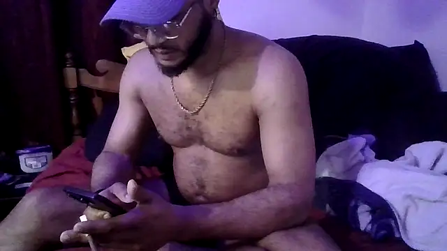 Snapshot of KySir1990 chatting on April 2026 01:19:01 AM KySir1990 online show from April 2026 01:19:01 AM