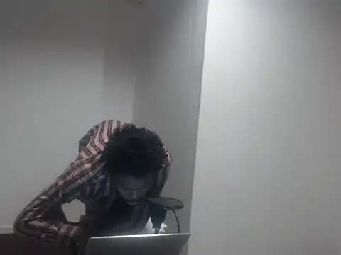 Snapshot of Mastertopdome chatting on November 2025 11:26:02 PM Mastertopdome online show from November 2025 11:26:02 PM